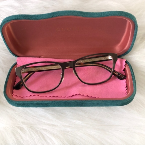 GUCCI Women\'s RX Eyeglasses w/Hard Case/Pouch/Lens Cloth main image 5